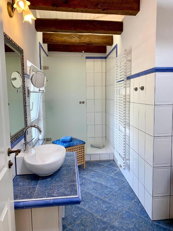 Villa-Rosengarten-Ferienwohnung-Baumhaus-Mit-Seeblick Sassnitz Eksteriør billede